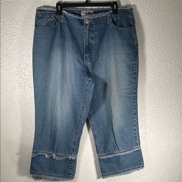 True Blue Plus Pants - True Blue Plus Casual Sportswear Capris Frayed Rivet Capris 18W
